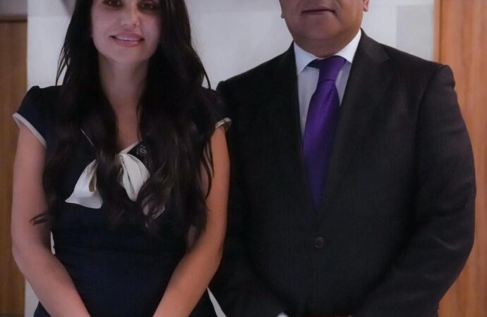 Ray Cuautli lleva al Congreso demandas vecinales de cholula